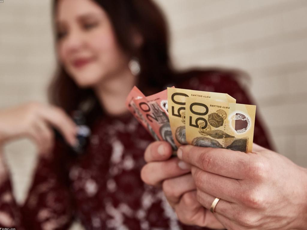 ការប្រើប្រាស់ប្រាក់បន្ថែមដើម្បីសន្សំប្រាក់