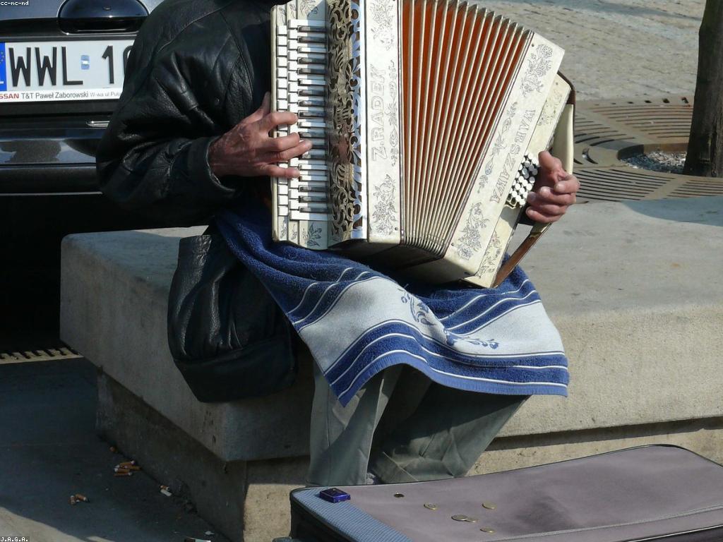 ការបង្កើតប្រាក់បន្ថែមតាមសេដ្ឋកិច្ចពីការចូលចិត្ត