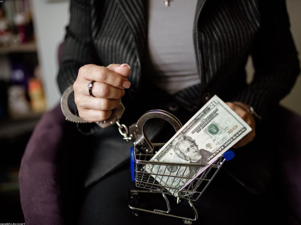 វិធីសាស្ត្រប្រាក់បន្ថែម ៨: ការលក់រាយ